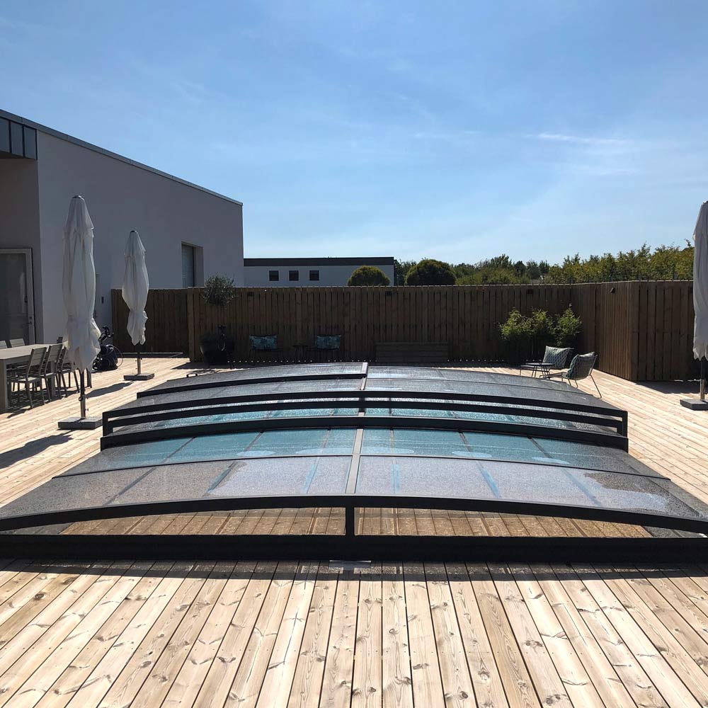 Pooltak Leia till pool